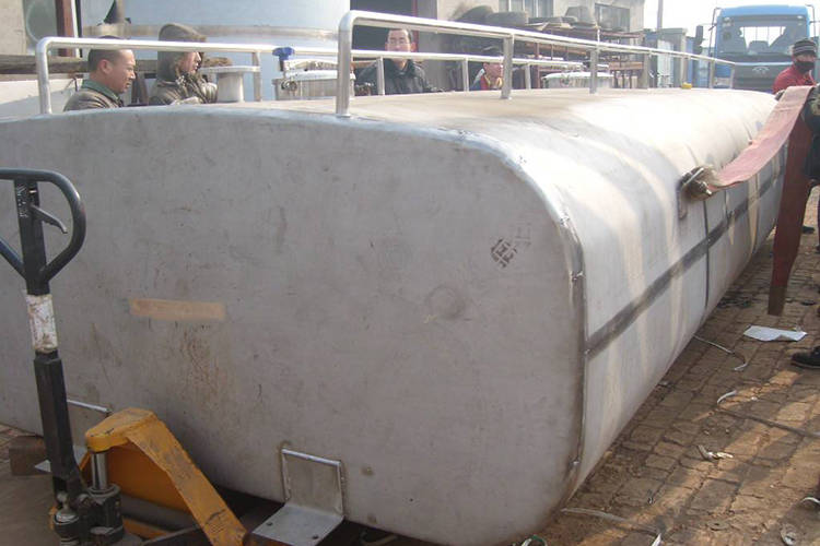 重慶啤酒儲酒運輸罐