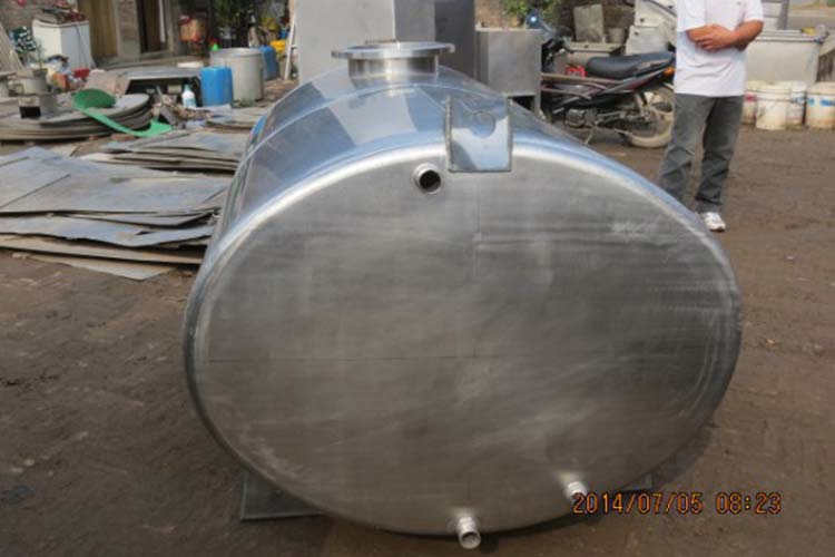 重慶70立方不銹鋼化工罐