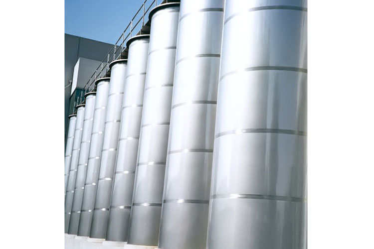 重慶不銹鋼化工設(shè)備攪拌罐